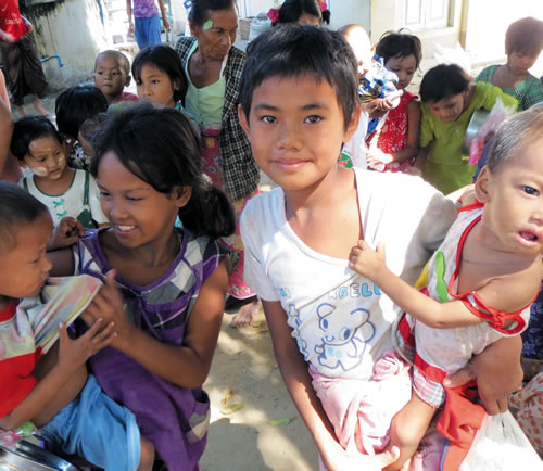 Children at the IDP camp